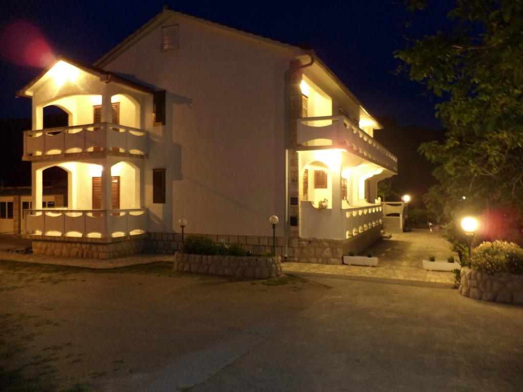 Apartments Vesna Kampor Exterior photo