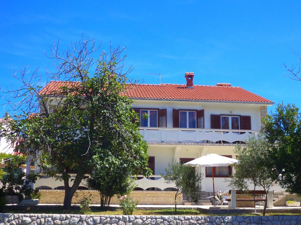 Apartments Vesna Kampor Exterior photo